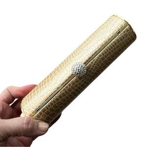 Glam Croc-Embossed Cylinder Clutch – Gold Chain Strap – Champagne Nude